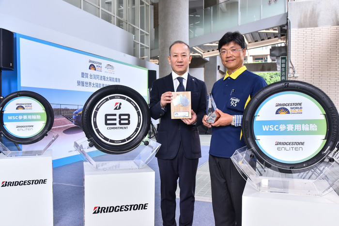 本次參賽使用日本普利司通贊助的ENLITEN®技術輪胎，其輪胎材質為63_可回收，更符合太陽能車利用永續能源的理念。_普利司通提供